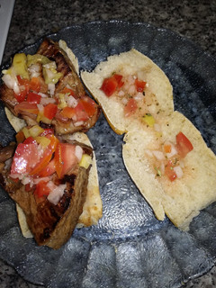 Una foto de Salsa criolla fácil, deliciosa y con secretito