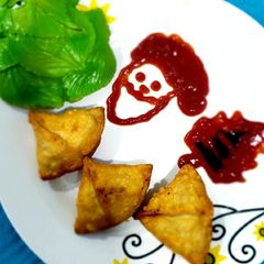 A picture of Tiny samosa.