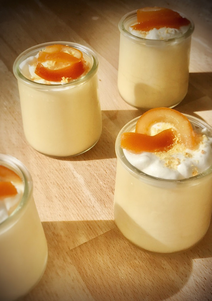 Una foto de Mousse suave de naranja