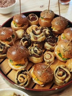 A picture of ⭐Mini Appetizer Burgers.