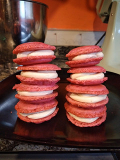 Una foto de A veces puede fallar... pero no hoy, Macarons primera vez😊😊