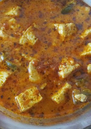 A picture of Paneer methi curry.