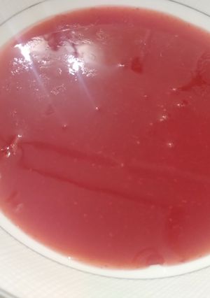 A picture of Strawberry sauce.