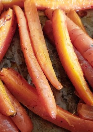 A picture of My compound buttered roasted carrots.