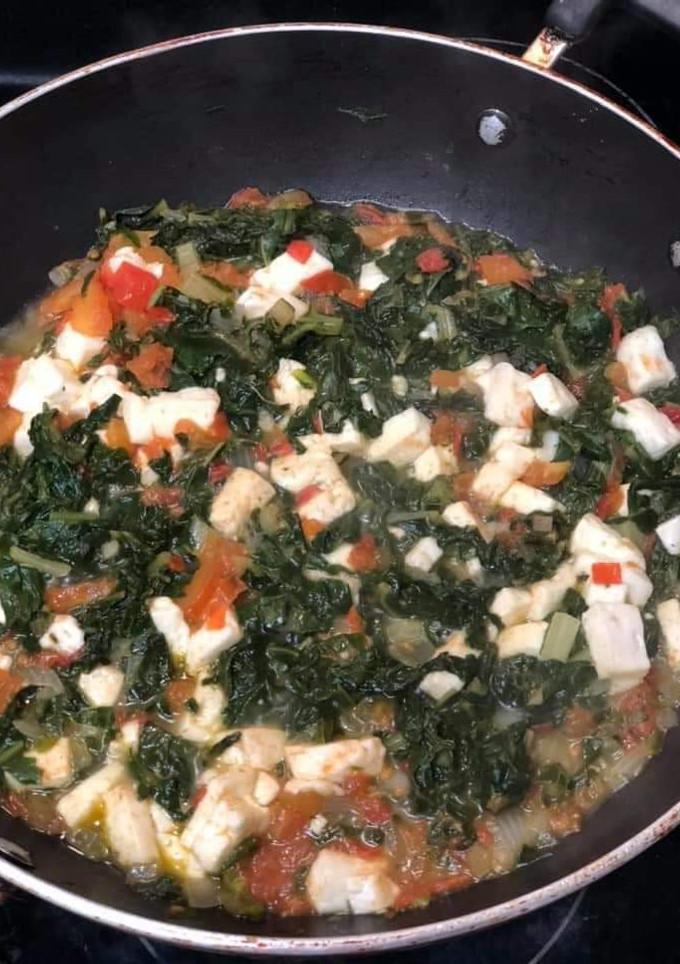 Una foto de Acelgas con queso panela ❤