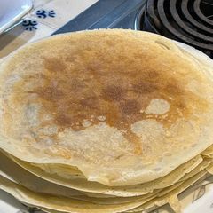 A picture of Eggless Wraps (Blinu).