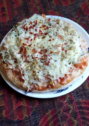 A picture of Cheese pizza.
