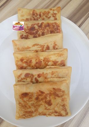 A picture of Chicken Stuffed Crepes.