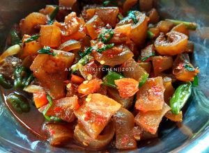 Foto resep Oseng pedass kikil/kulit sapi
