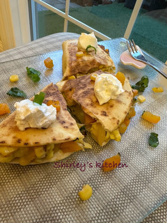 墨西哥卡薩迪亞(Quesadilla) 蛋素起司無油烘餅 的食譜成品照片