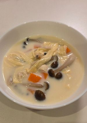 豆乳雞肉湯 的食譜成品照片