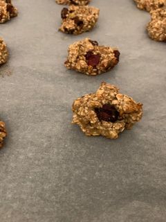 Banános zabpelyhes süti recept fotója