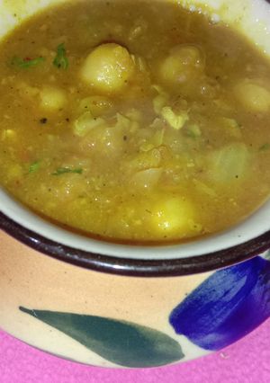 A picture of Chana Sabzi.