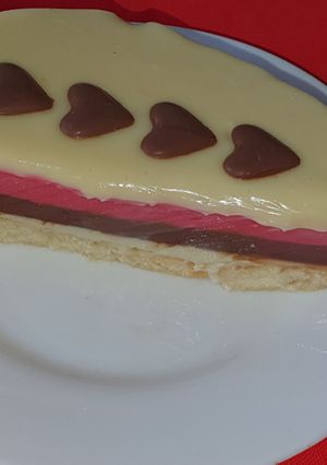 O poză a rețetei Prăjitură în straturi cu ciocolată.