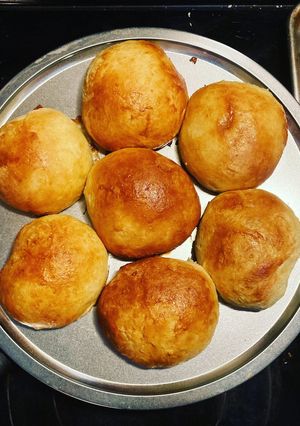Una foto de Pan de huevo 🥚 y leche 🍞 súper yummy 😋
