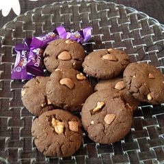 A picture of Walnuts  chocolate  cookies.