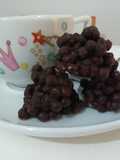 Rocas de chocolate y quinoa pop