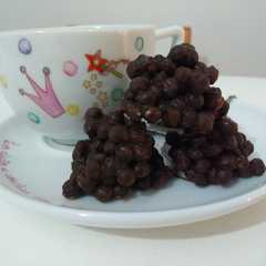 Una foto de Rocas de chocolate y quinoa pop