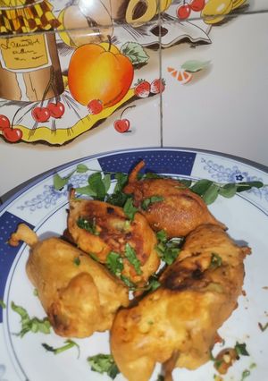 A picture of Fried masala pakorey.