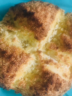 Una foto de ROSETAS DE PAN DE🍊NARANJA🍊 CON COBERTURA DE 🥥COCO🥥