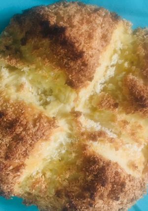 Una foto de ROSETAS DE PAN DE🍊NARANJA🍊 CON COBERTURA DE 🥥COCO🥥