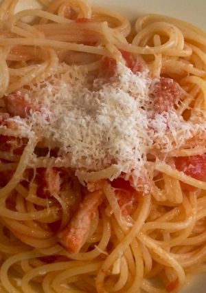 Una foto de Spaghetti all' amatriciana
