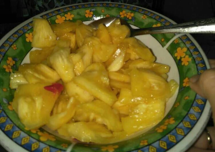 Resep Asinan nanas oleh fahrinahusiana - Cookpad