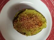 Una foto de comida vegetariana fiesta humus