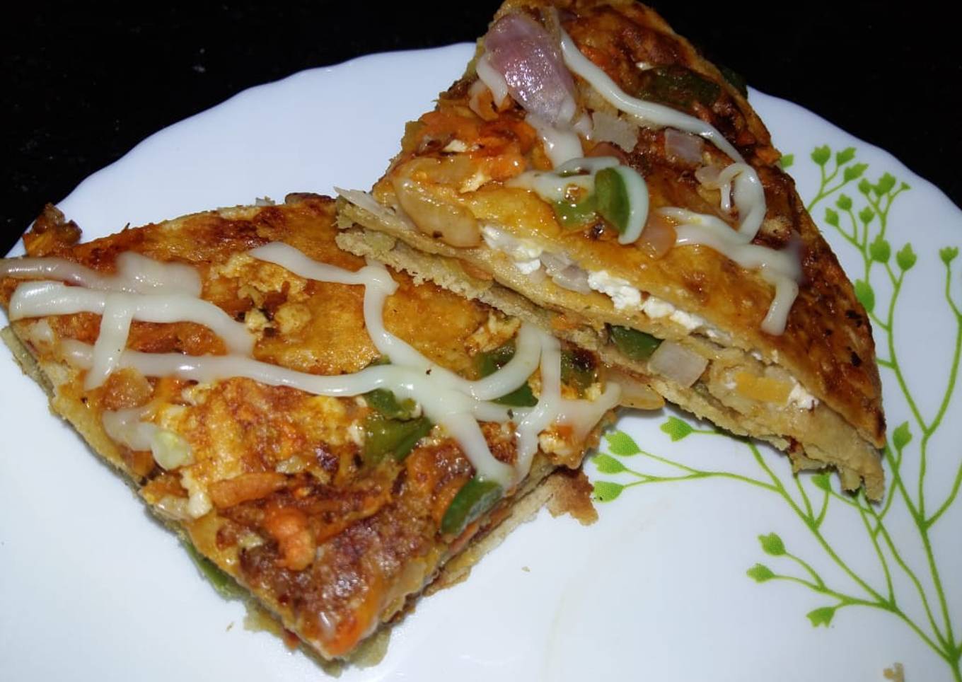 Tri-colour Indian Roti Pizza