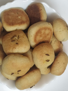 சீரகம் பிஸ்கட் (Seeragam biscuit recipe in tamil) செய்முறை முக்கிய புகைப்படம்