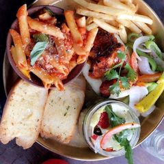 A picture of Curry Pasta.