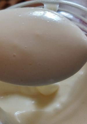 Una foto de Mayonesa Caserita...🥚😋💪🏻 Con todos los secretos.🤫🤗