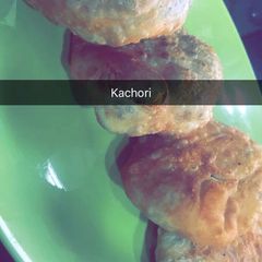 A picture of Keema kachori.