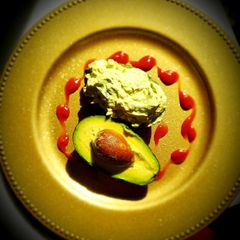 A picture of Avocado hot salsa.