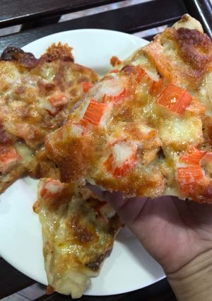รูปของ พิซซ่าแซลม่อนซอสขาว🍕🍣🧀