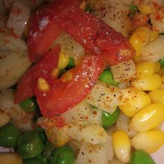 A picture of Corn matar chaat.