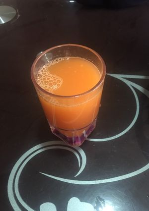 A picture of Pineapple & carrot juice🥕🍍.
