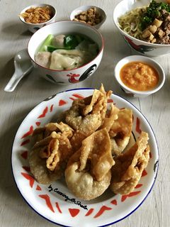 Foto resep Pangsit Kuah dan Goreng untuk Yamin