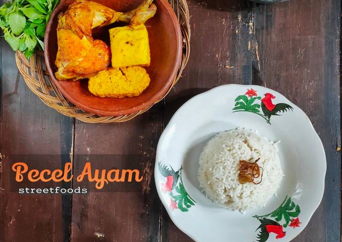 Pecel Ayam Street Food