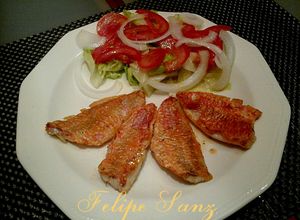 Una foto de Lomos de salmonetes a la plancha