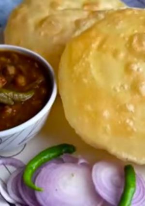 A picture of #LBC Chole Bhature.