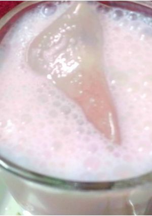 A picture of Rooafza lassi.