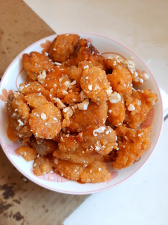鹹蛋炸雞 的食譜成品照片