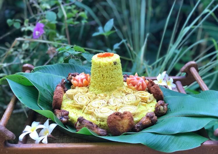 Nasi kuning rempah