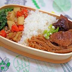 滷胛心肉&金針菇--天然水曲柳木綁帶便當盒-レシピのメイン写真