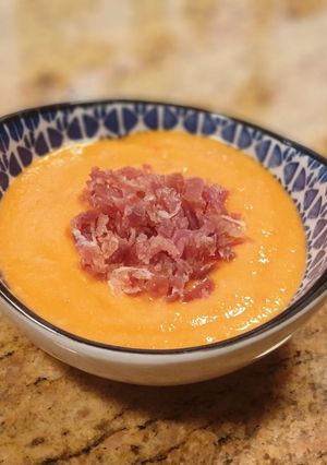 Una foto de Salmorejo Monsieur Cuisine Connect