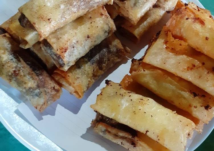 Pisang Coklat (Piscok)