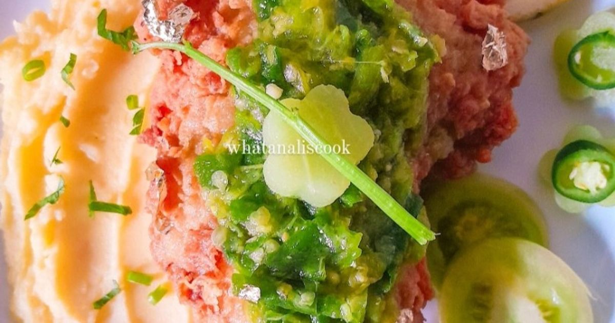 Ayam Penyet Cabe Ijo with Mashed Potato