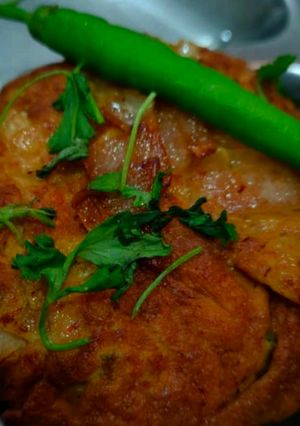 A picture of Karandi omelette.