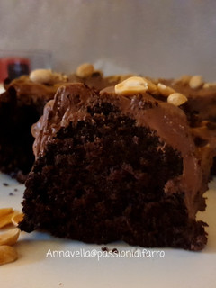 Foto di Torta al cioccolato e arachidi vegan e glutenfree